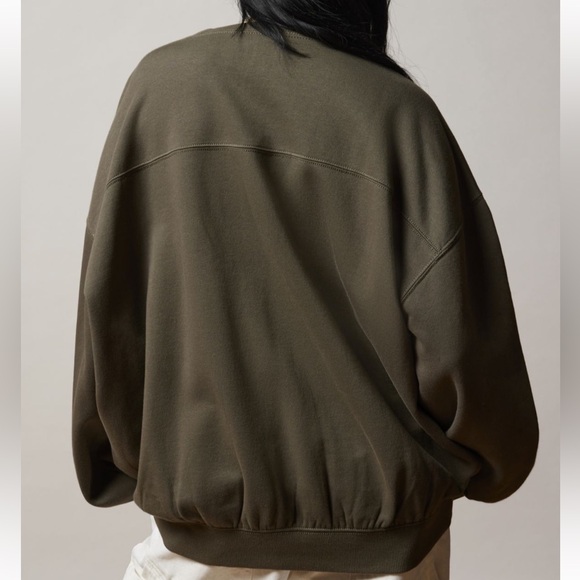 NWT BDG Graphic Sweatshirt - Picture 3 of 8